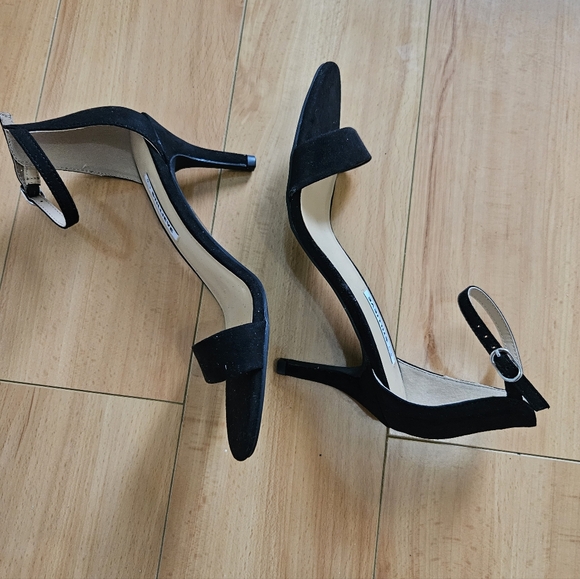 Black Sandals - Picture 2 of 5